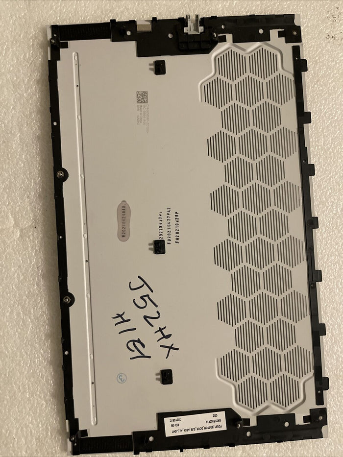 Dell Alienware M15 R3 Laptop Lower Bottom Base Case White J52HX 0J52HX H1 E1