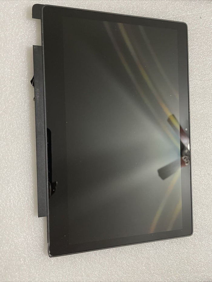 DELL LATITUDE 3310 2-IN-1 13.3 TOUCHSCREEN FHD RN9GF K2 S8 Broken Corner Plastic