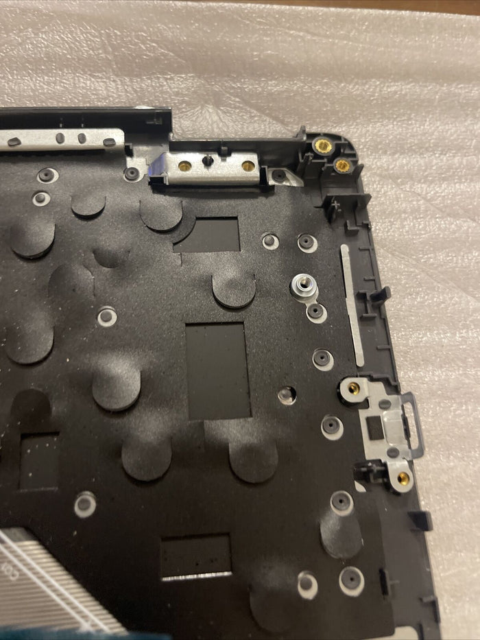 Dell Latitude 3410 E3410 Laptop Palmrest Touchpad spanish keyboard 0MC2P P3