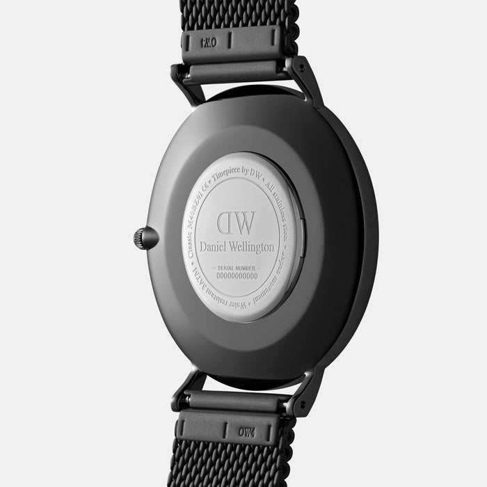 Daniel Wellington 40 mm Round Quartz watch