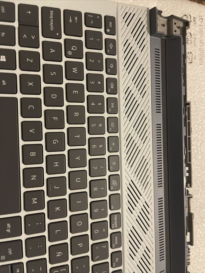 Dell G15 Ryzen 5510 5511 5515 Laptop Palmrest SPANISH Backlit Keyboard FK7HR P7