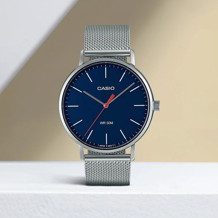 Enticer Men Quartz Blue Dial Analog Mesh Watch A1838