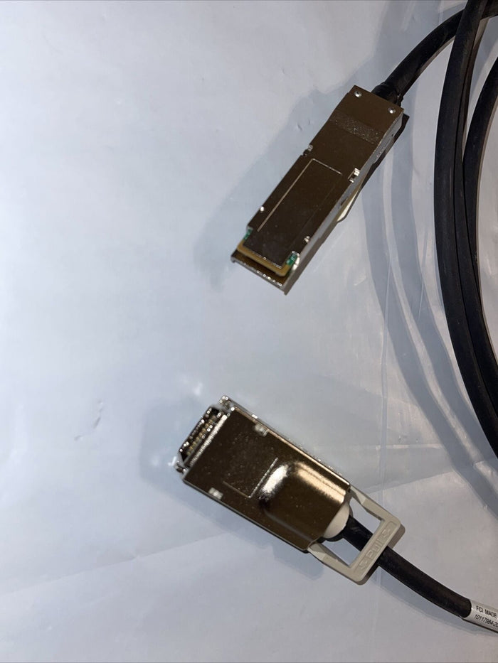 FCI 10117984 2030HLF NetApp QSFP Cable 3 meter passive copper ssf-8470 emc2