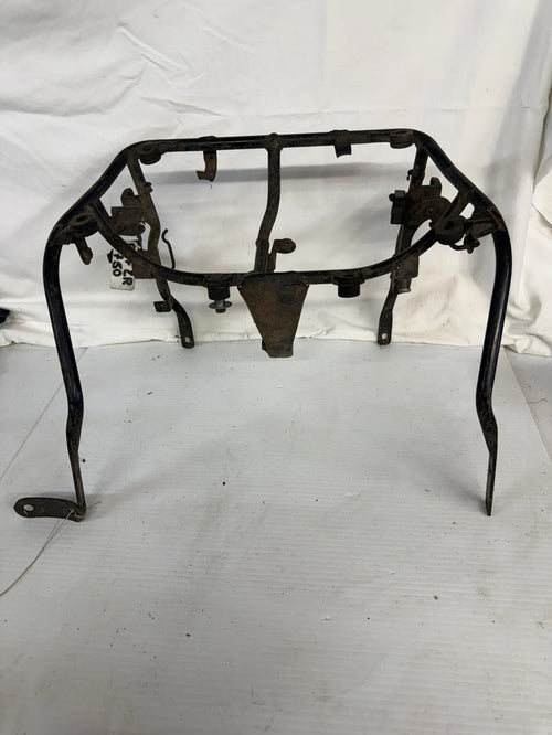 FZR750 FZR1000 Upper Fairing Bracket