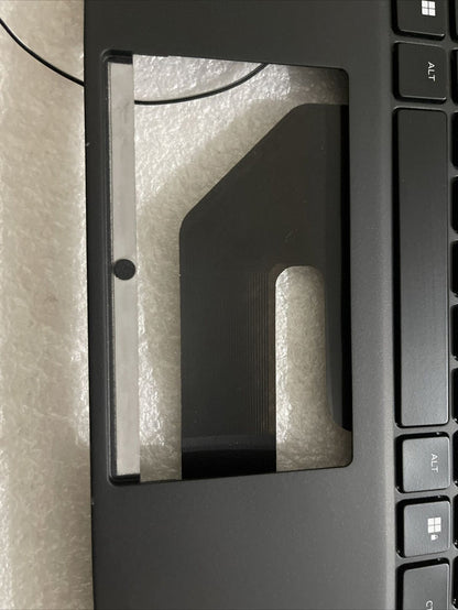 Genuine Dell Alienware x17 R2 US English Keyboard Palmrest  0346YC 346YC H1 P2