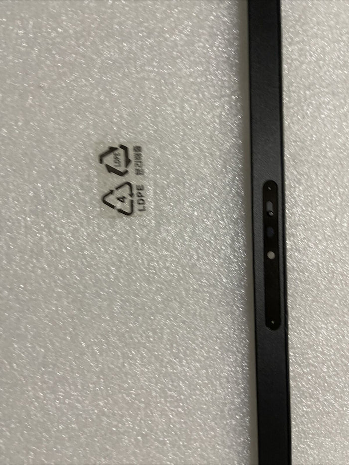 Genuine Dell Latitude 5410 LCD Front Trim Bezel Plastic Cover R5YKP 0R5YKP N4