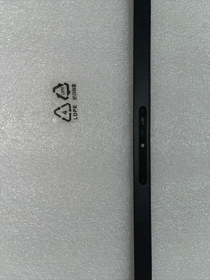 Genuine Dell Latitude 5410 LCD Front Trim Bezel Plastic Cover R5YKP 0R5YKP N4