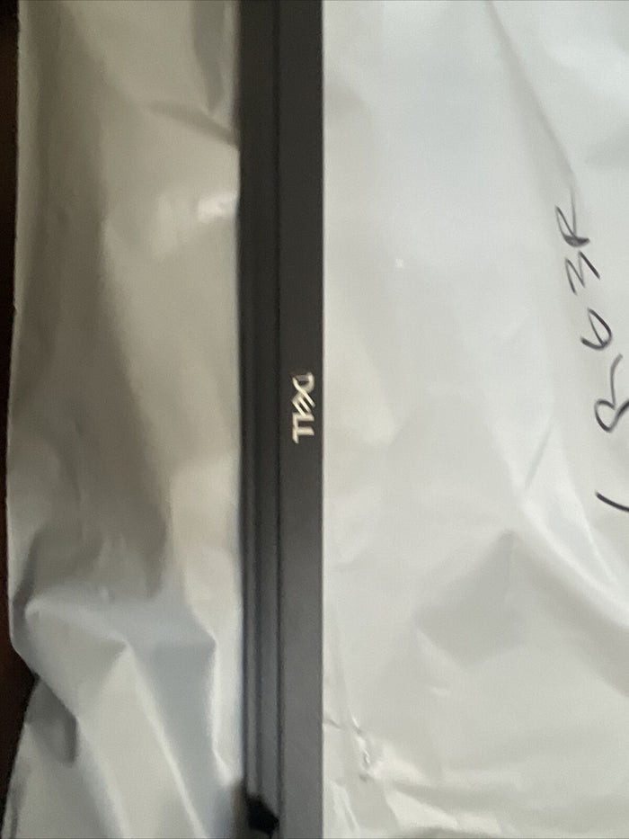 Genuine Dell lcd led screen bezel No camera hole CR63R 0CR63R N1
