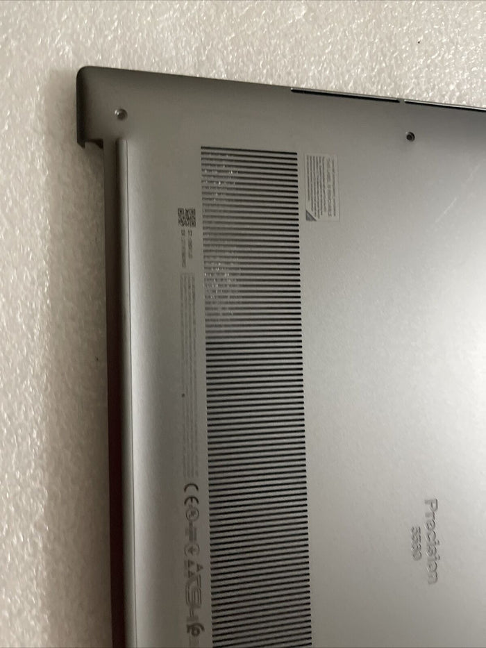 GENUINE DELL PRECISION 5560 BOTTOM COVER WITH AUDIO PORT Silver 9RFWJ 9RFWJ H6C4