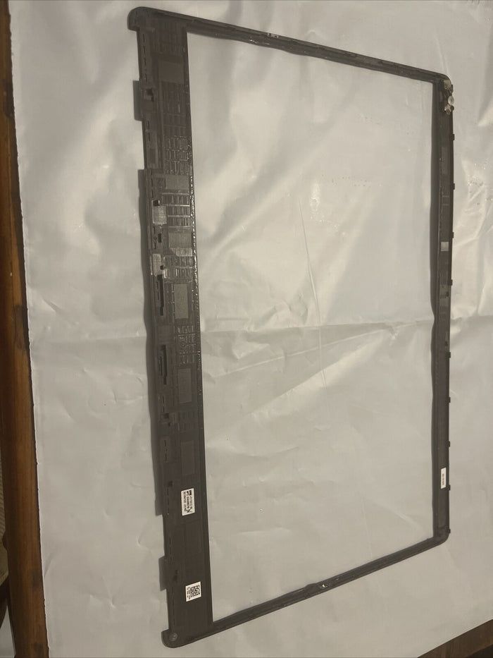 Genuine Dell Precision 7550 15.6" LCD Front LCD Bezel GN3XP 0GN3XP N4