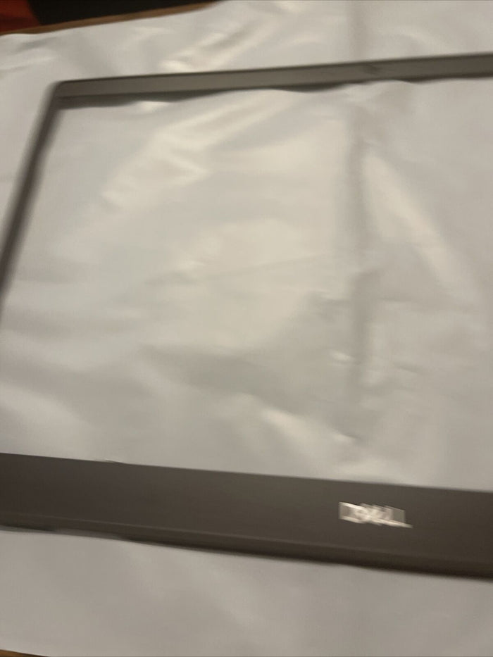 Genuine Dell Precision 7750 7760 17.3" Front Trim LCD Bezel FTDDV 0FTDDV N4