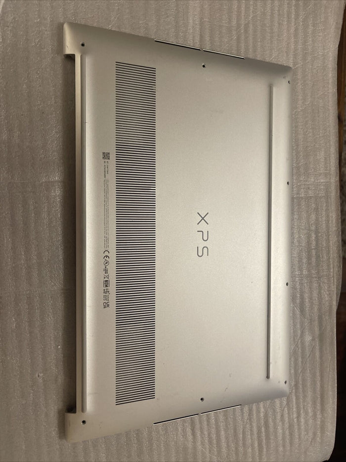 Genuine Dell  XPS 15 (9500) Bottom Base Metal Cover KVD7H 0KVD7H DWT74 0DWT74 C4