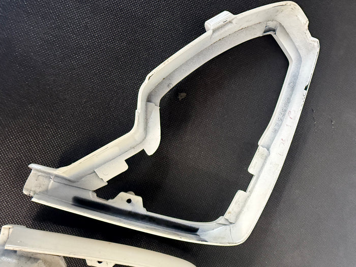GL1500 Glazier Pearl White Mirror Base