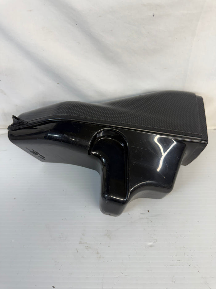 GSX-R 750 Ram Air Duct, Intake Pipe, Carbon