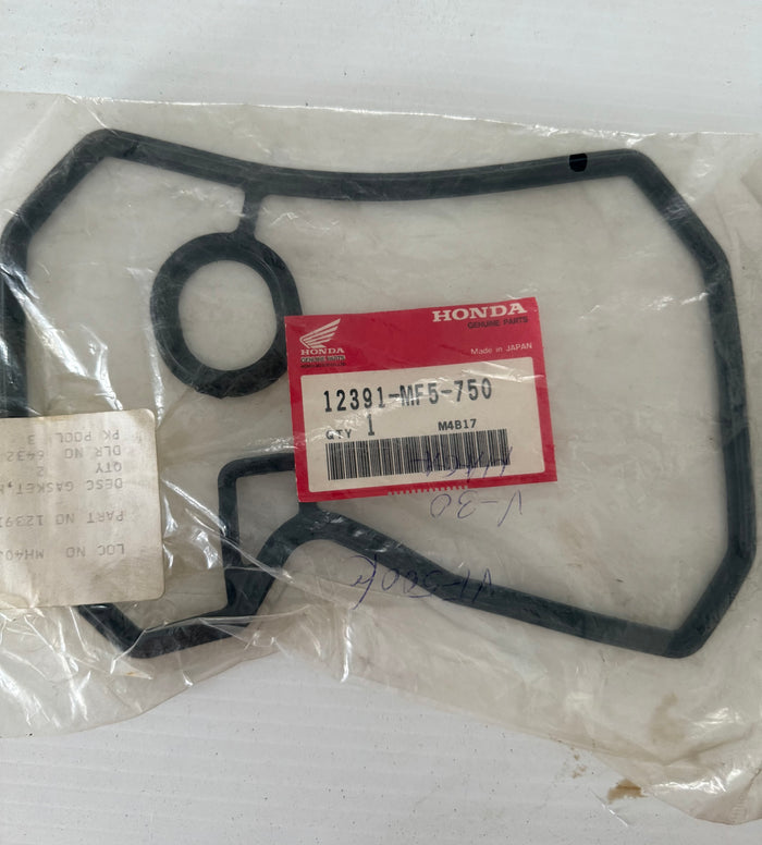 Honda VT500 Shadow, Ascot Valve Cover Gasket
