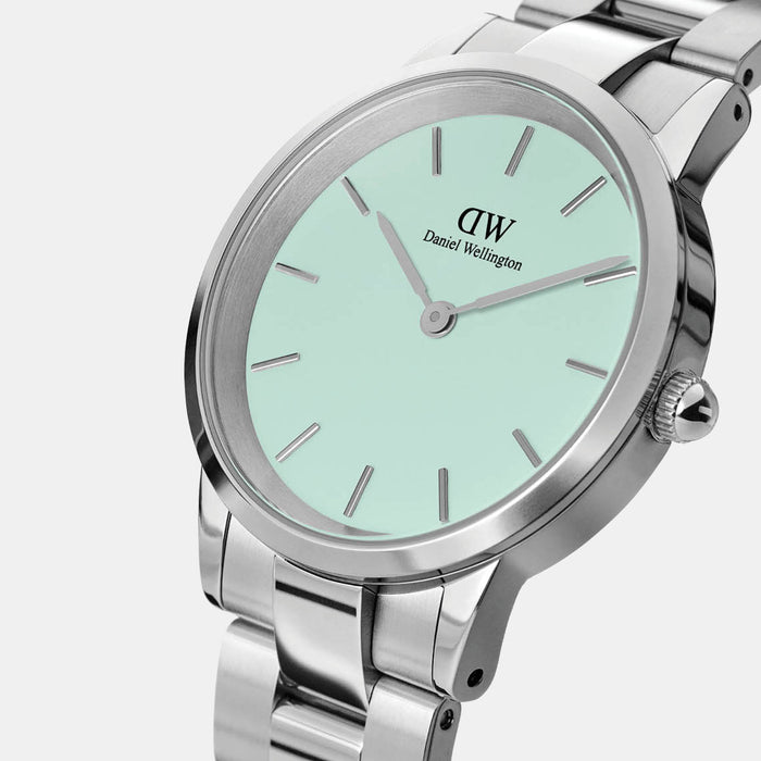 Daniel Wellington 32 mm Round Quartz watch