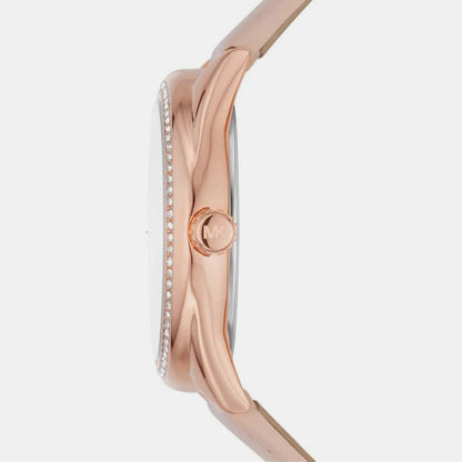 Michael Kors Women Round White watch