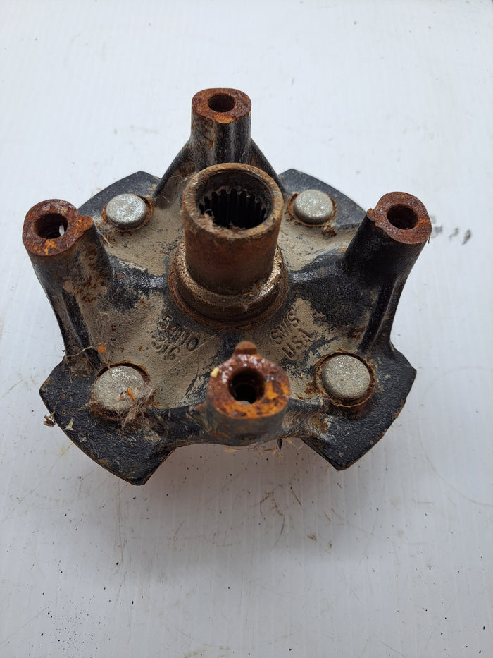 King Quad 450 Front Wheel Hub