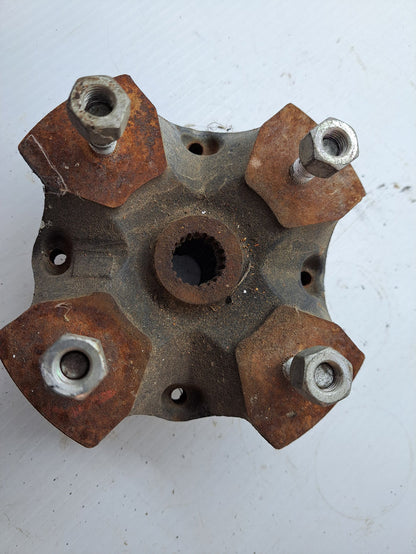 King Quad 450 Front Wheel Hub