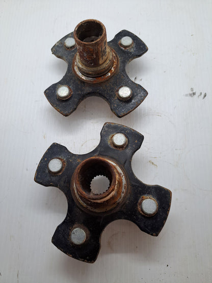 King Quad 450 Rear Wheel Hubs