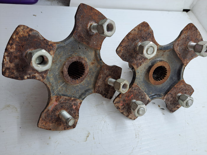King Quad 450 Rear Wheel Hubs