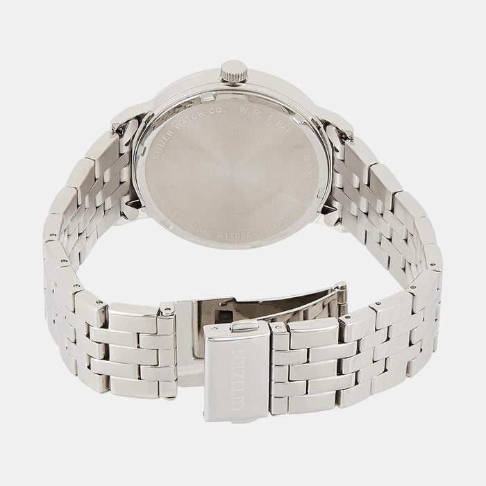 Citizen 39 mm Round Quartz watch