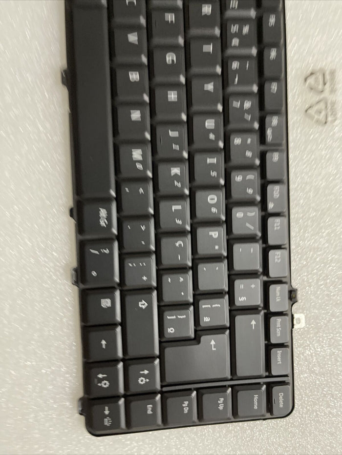New Genuine Dell Studio 1535 1536 1537 Laptop Brazilian Keyboard 0KR769 A1