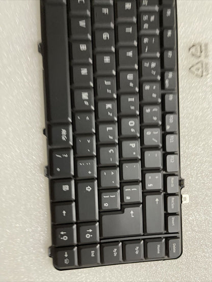 New Genuine Dell Studio 1535 1536 1537 Laptop Brazilian Keyboard 0KR769 A1