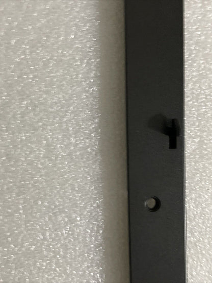 New GENUINE OEM DELL LCD DISPLAY BEZEL VOSTRO 1720 PP36X Y193C H1 N4
