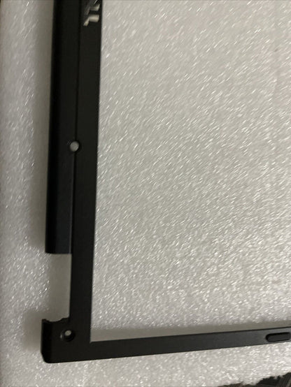 New GENUINE OEM DELL LCD DISPLAY BEZEL VOSTRO 1720 PP36X Y193C H1 N4