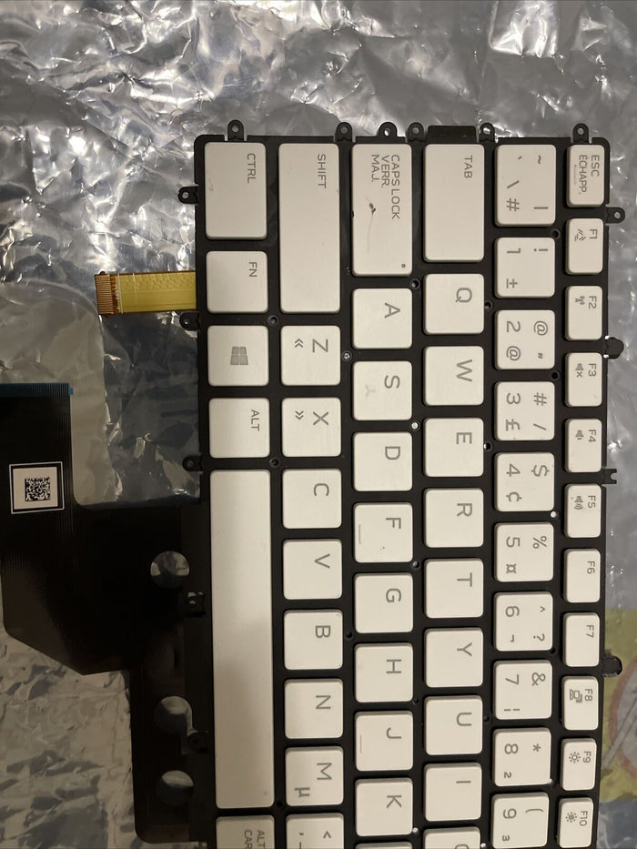 OEM Dell Alienware m15 R3 / m15 R4 White Laptop French Backlit Keyboard X9JC1 B4