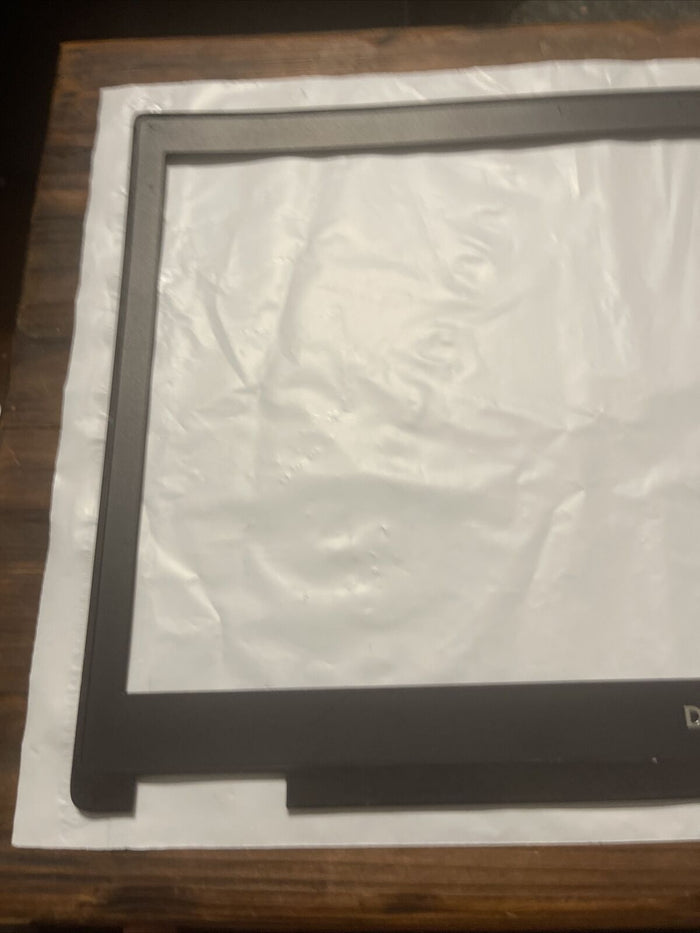 OEM Dell Precision 7730 7740 17.3" LCD Front Trim Cover LCD Trim Bezel HDW54 N3