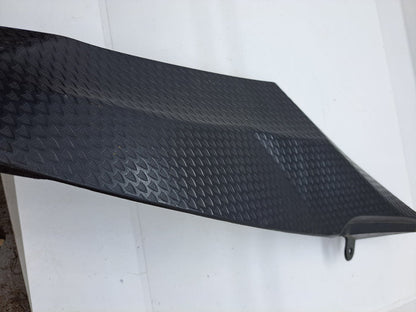 R6 Right Gas Tank Trim 2C0-