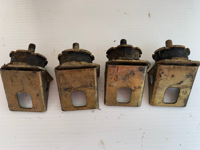 Skidoo Formula Motor Mounts