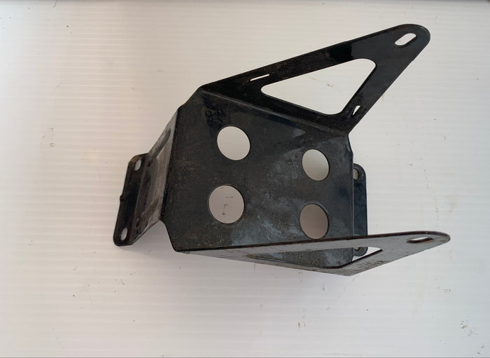 Skidoo Formula Oil Reservoir Support