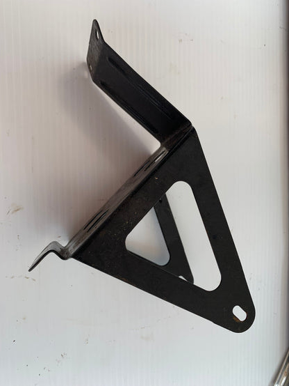 Skidoo Formula Oil Reservoir Support