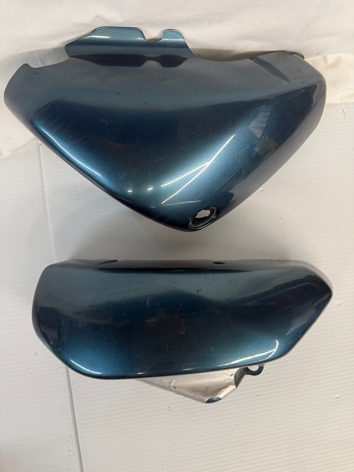 Suzuki VL800 Intruder Volusia Side Covers