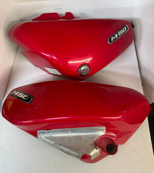 Suzuki VZ800 M50 Blvd Red Side Covers