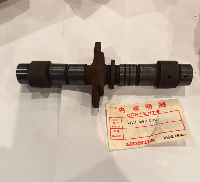 VF750F Interceptor Camshaft, In. Fr. 14111-MB2-020