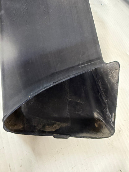XVZ1200 Venture Right Air Intake Duct