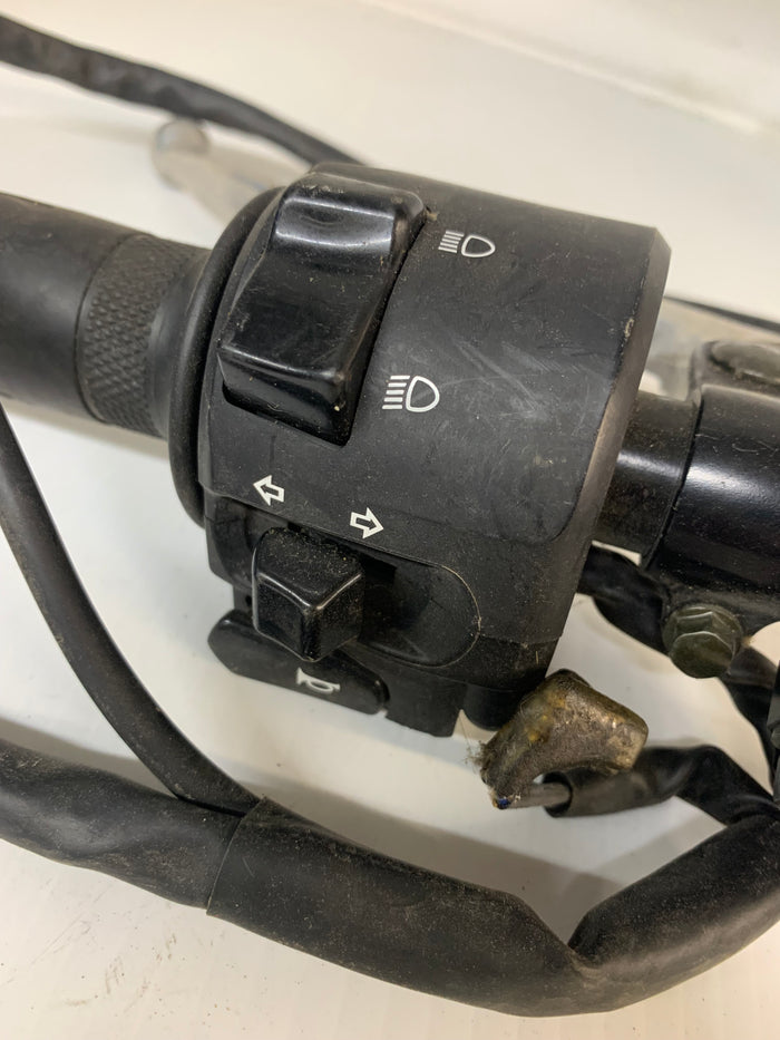 Yamaha R6 Left Handlebar and Switch