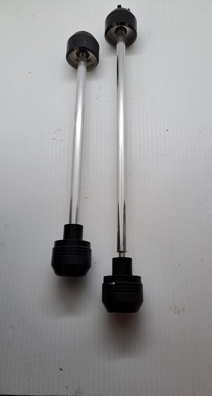 Yamaha R6 R1 Axles Sliders