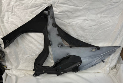 YZFR3 Right Mid Cowl Fairing Red/White