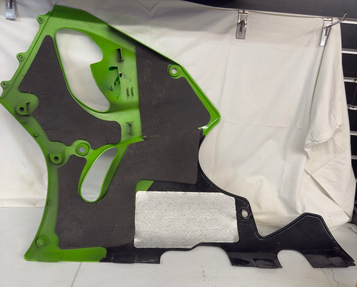 ZX-7R Right Fairing Cowl